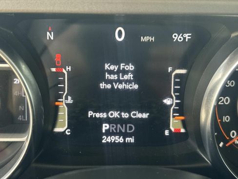 Used 2022 Jeep Gladiator Sport AWD/4WD image 27