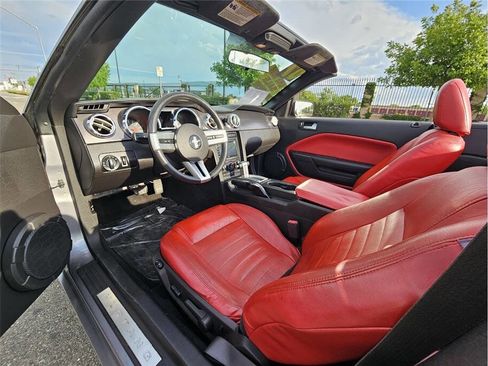 Used 2007 Ford Mustang GT RWD image 12