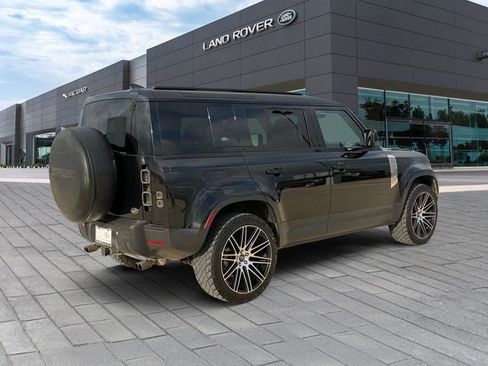 Used 2023 Land Rover Defender 110 S AWD/4WD image 5