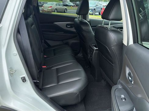 Used 2024 Nissan Murano SV FWD image 12