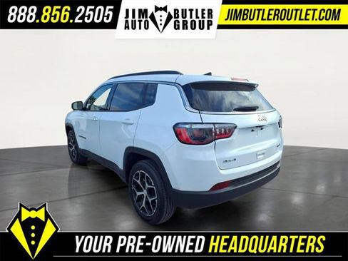 Used 2024 Jeep Compass Latitude w/ Altitude Special Edition AWD/4WD image 22