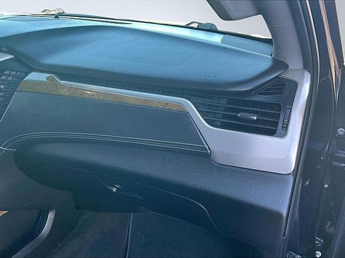 Used 2017 GMC Yukon Denali w/ Open Road Package image 17