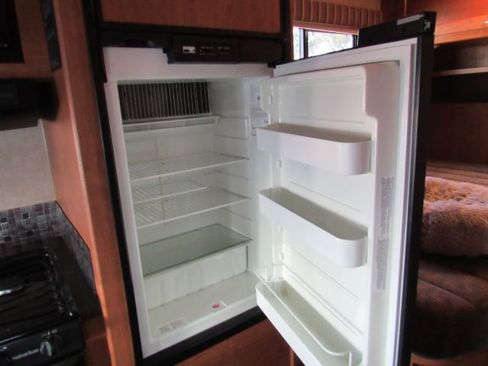 Used 2017 Ford E-450 and Econoline 450 Super Duty w/ Motorhome Prep Package image 45