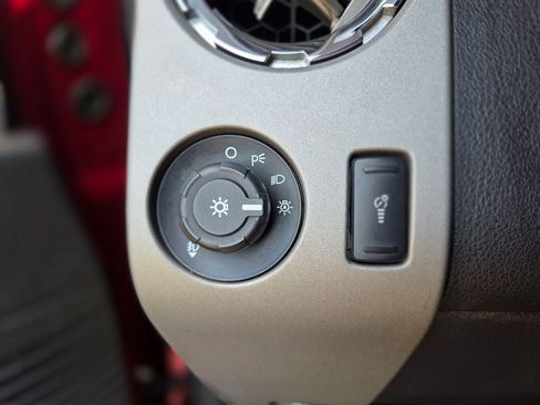 Used 2015 Ford F350 Lariat AWD/4WD image 30