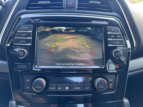 Used 2017 Nissan Maxima 3.5 SL image 7