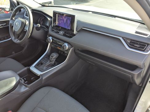 Used 2024 Toyota RAV4 XLE image 35