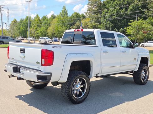 Used 2017 Chevrolet Silverado 1500 LTZ Z71 w/ LTZ Plus Package AWD/4WD image 3
