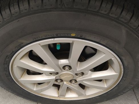 Used 2018 Chevrolet Sonic LT image 31