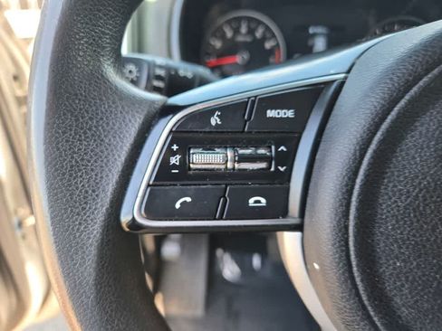 Used 2021 Kia Sportage LX FWD image 21