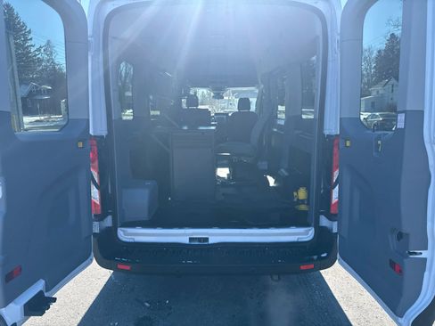Used 2019 Ford Transit 150 XLT image 14