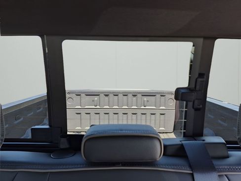 New 2026 GMC Canyon Denali image 25