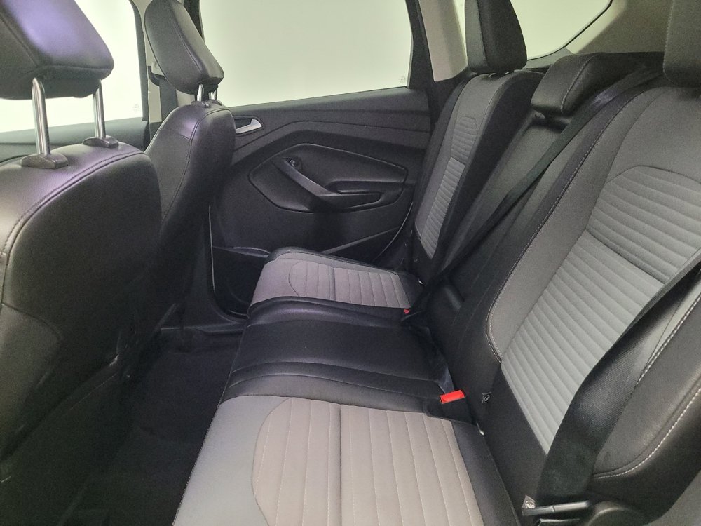 Used 2019 Ford Escape SE FWD image 18