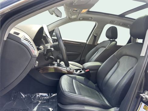 Used 2017 Audi Q5 2.0T Premium Plus w/ Technology Package image 16