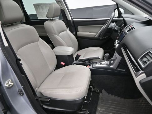 Used 2018 Subaru Forester 2.5i Limited image 7
