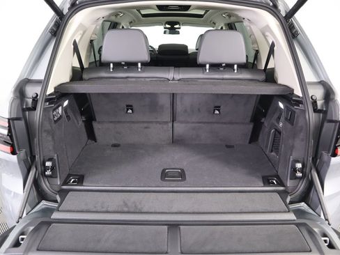 Certified 2026 BMW X7 xDrive40i w/ Premium Package image 31