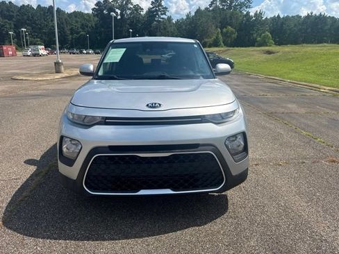 Used 2020 Kia Soul S FWD image 6
