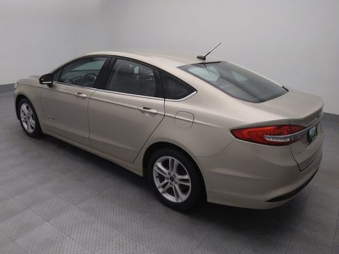 Used 2018 Ford Fusion S image 3