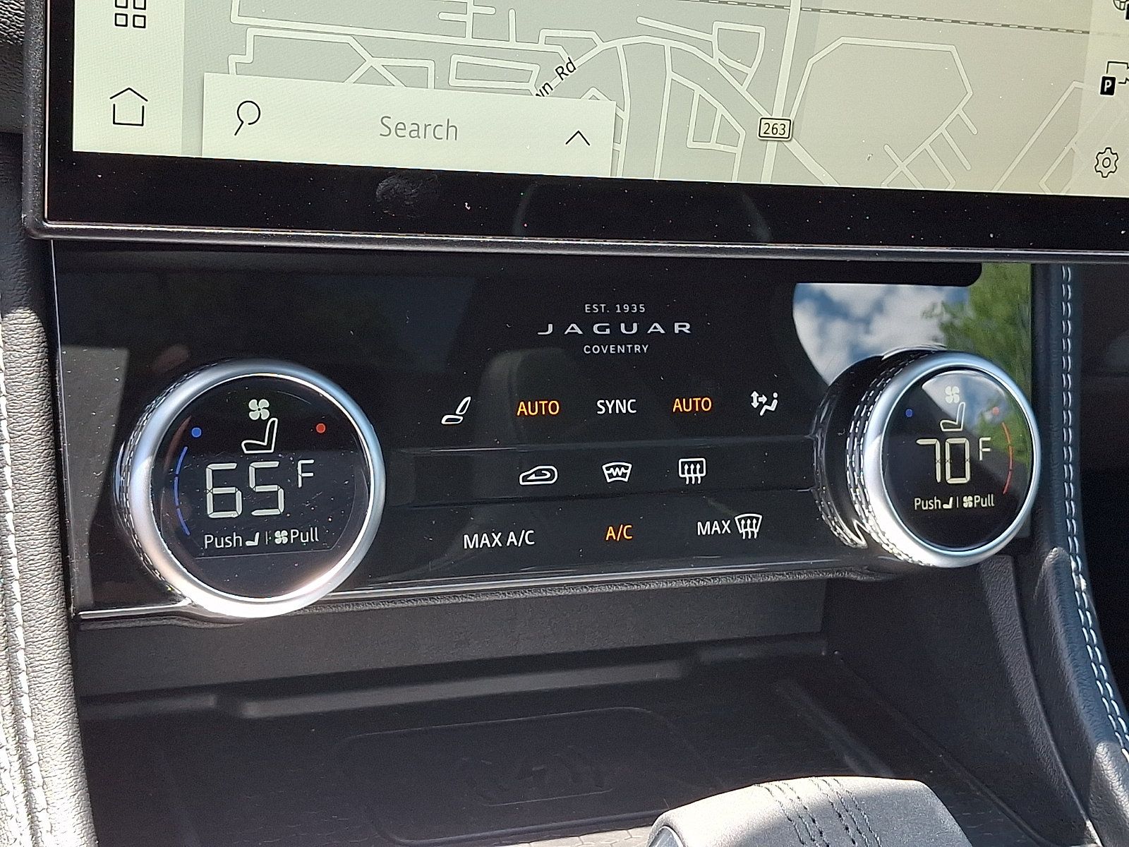 Used 2026 Jaguar F-PACE R-Dynamic S AWD/4WD image 15