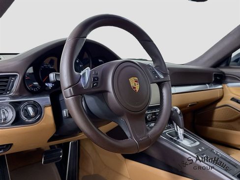 Used 2016 Porsche 911 Carrera image 9