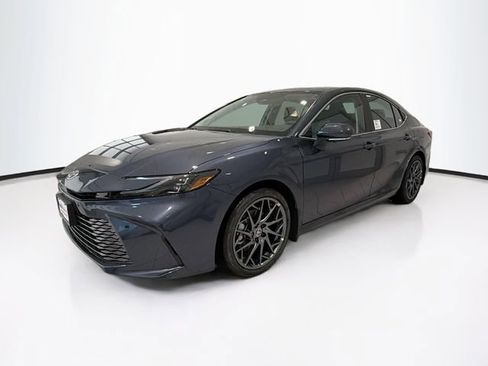 New 2026 Toyota Camry XLE FWD image 3