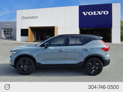 New 2026 Volvo XC40 B5 Ultra w/ Climate Package image 6