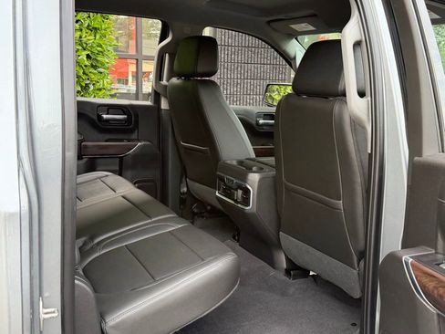 Used 2020 GMC Sierra 1500 SLT w/ SLT Premium Package image 38