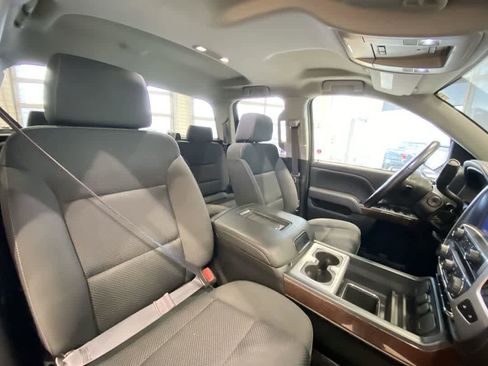 Used 2017 GMC Sierra 1500 SLE image 26