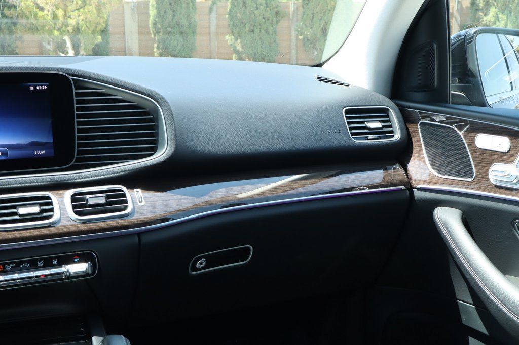 Used 2025 Mercedes-Benz GLE 450e 4MATIC image 30