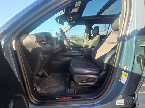 Used 2025 Ford Explorer ST w/ Sun And Sound Package image 9