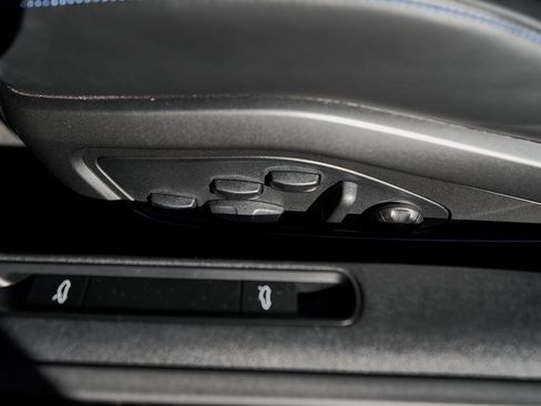 Used 2023 Porsche 911 GT3 image 34