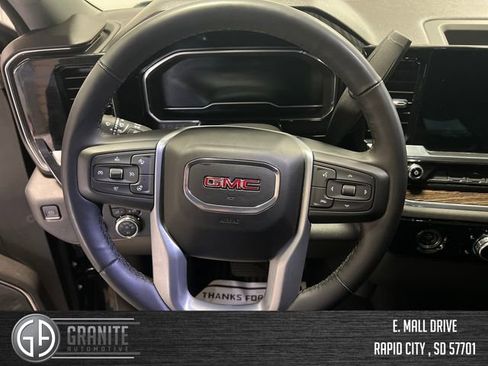 Used 2023 GMC Sierra 1500 Elevation image 14