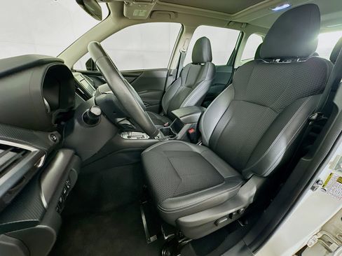 Used 2023 Subaru Forester Premium AWD/4WD image 13