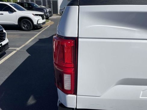 Used 2020 Ford F150 Lariat AWD/4WD image 18