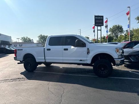 Used 2021 Ford F250 XL w/ STX Appearance Package AWD/4WD image 3
