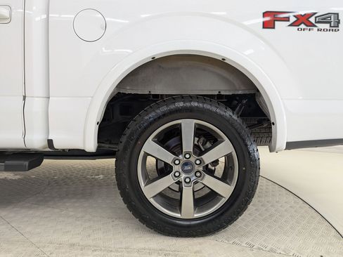 Used 2015 Ford F150 Lariat w/ Equipment Group 502A Luxury image 11