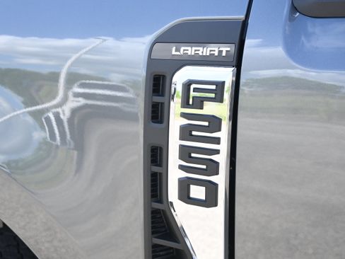 New 2026 Ford F250 Lariat w/ Chrome Package AWD/4WD image 12