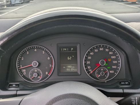 Used 2010 Volkswagen Jetta Limited Edition image 17