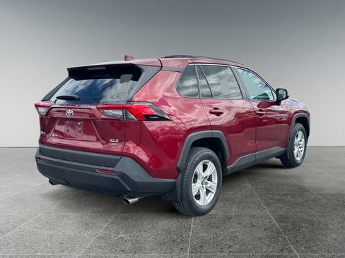 Used 2020 Toyota RAV4 XLE w/ Convenience Package AWD/4WD image 6