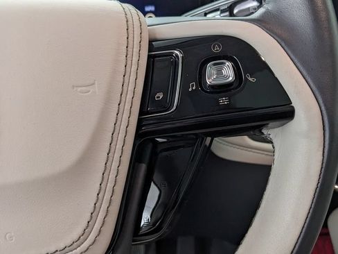 Used 2025 Lincoln Aviator Reserve w/ Luxury Package AWD/4WD image 36