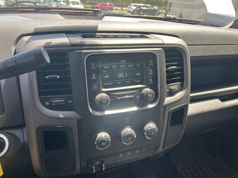Used 2018 RAM 2500 Tradesman w/ Chrome Appearance Group AWD/4WD image 11