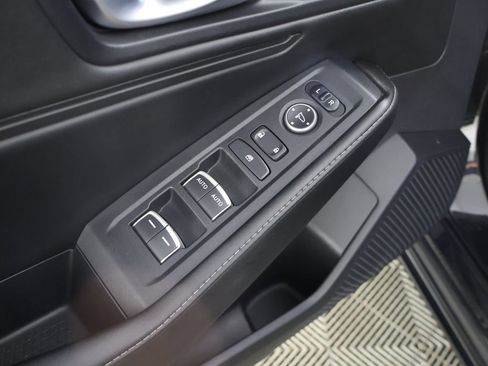 Used 2024 Honda Accord Sport image 38