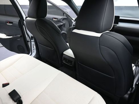 Used 2023 Lexus IS 350 F Sport image 12