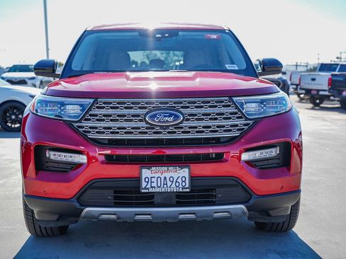 Used 2023 Ford Explorer Limited image 2