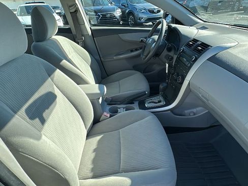 Used 2010 Toyota Corolla LE image 15