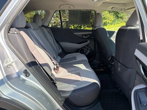 Certified 2025 Subaru Outback Premium w/ Popular Package #1 AWD/4WD image 29