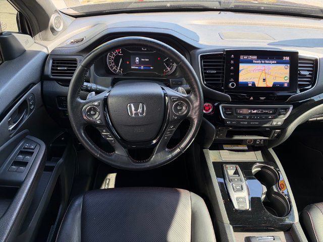 Used 2022 Honda Ridgeline Black Edition image 12