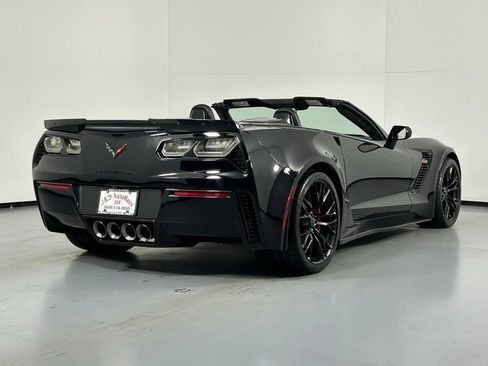 Used 2016 Chevrolet Corvette Z06 w/ 3LZ Preferred Equipment Group RWD image 4
