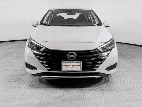 Used 2025 Nissan Versa SV w/ Trunk Package FWD image 12