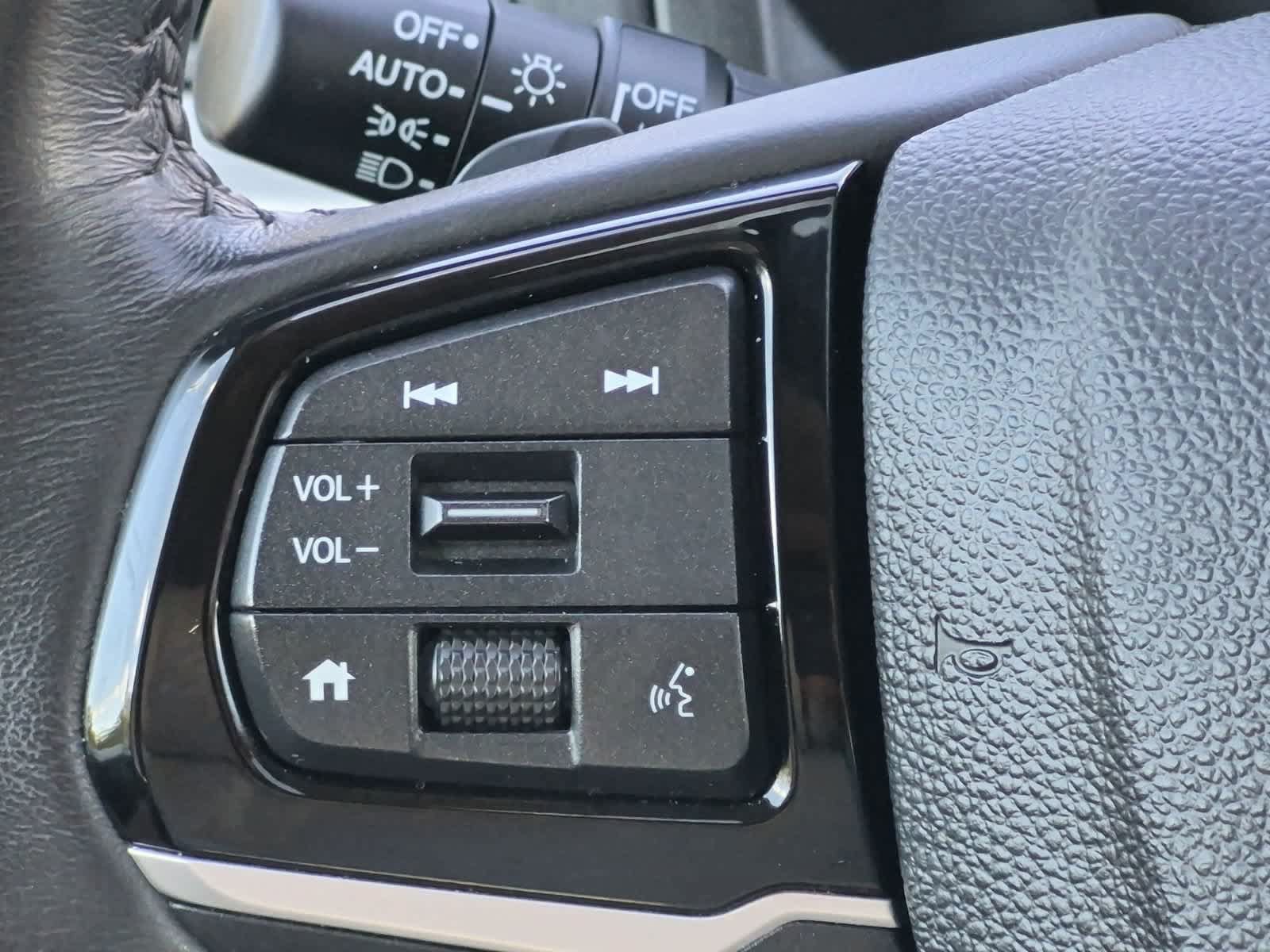 Used 2025 Honda Odyssey EX-L image 25