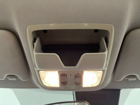 Used 2019 Honda Accord EX image 37